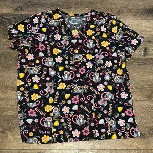 Butter soft‎ scrub top large